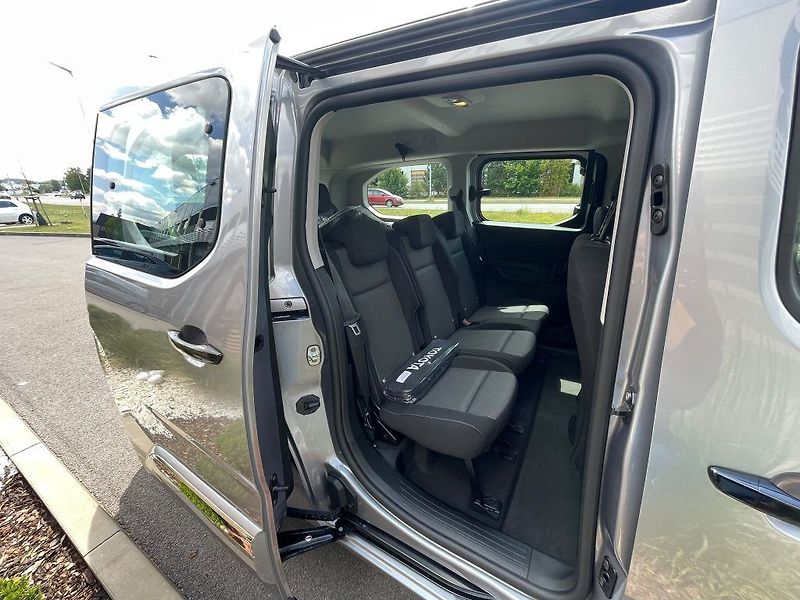 Toyota ProAce City Verso 1.2 M/T Long Business 7 míst - fotka 26 z 28