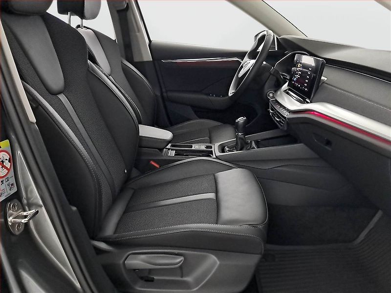 Škoda Octavia (2023) 2.0 TDI - fotka 9 z 16