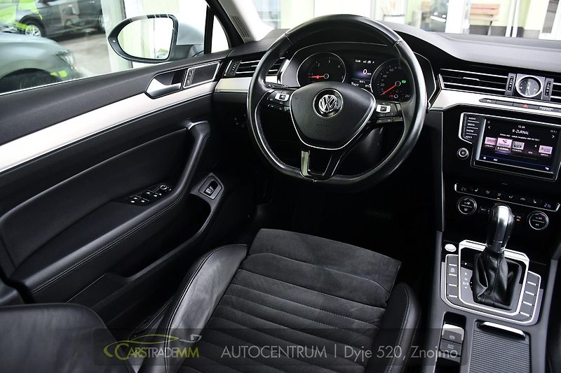 Volkswagen Passat 2,0TDi DSG NAVI 2xKOLA  - fotka 22 z 51