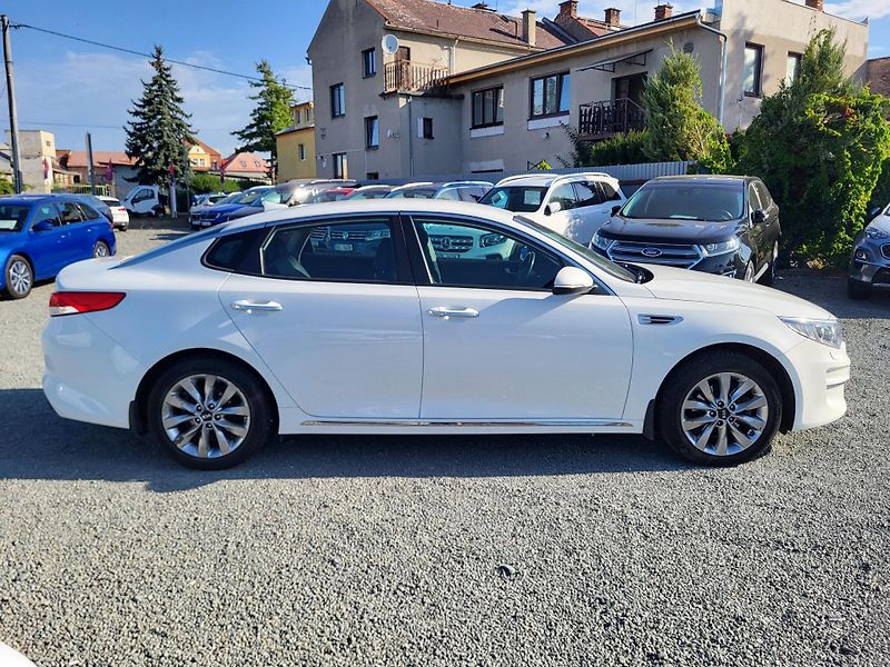 Kia Optima 1.7 CRDi 16V 104kW EXCLUSIVE - fotka 5 z 44