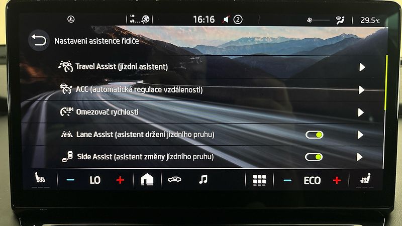 Škoda Enyaq 82 kWh AUT 80x Sportline - fotka 27 z 33