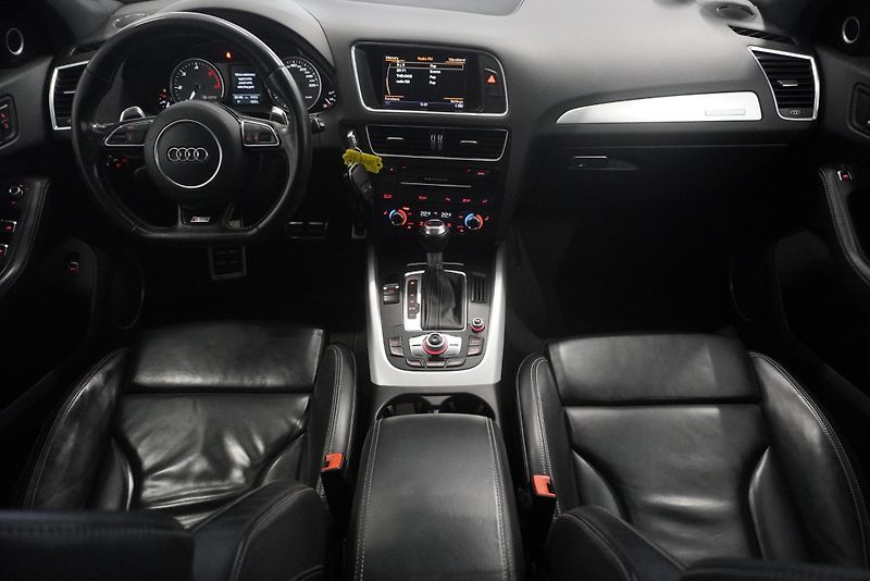 Audi SQ5 3.0 TDi QUATTRO AUTOMAT - fotka 20 z 39