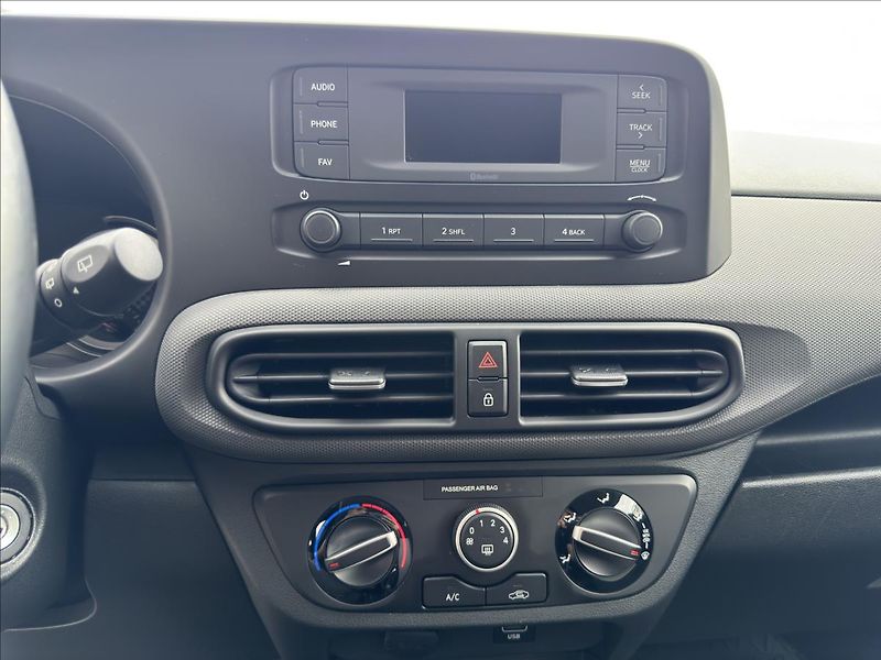 Hyundai i10 1,0 MPi Comfort - fotka 7 z 16