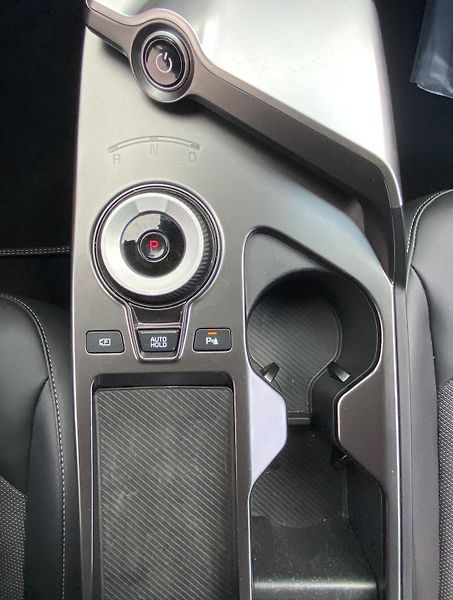 Kia EV6 (2023) 58 kWh, 2023 - fotka 21 z 26