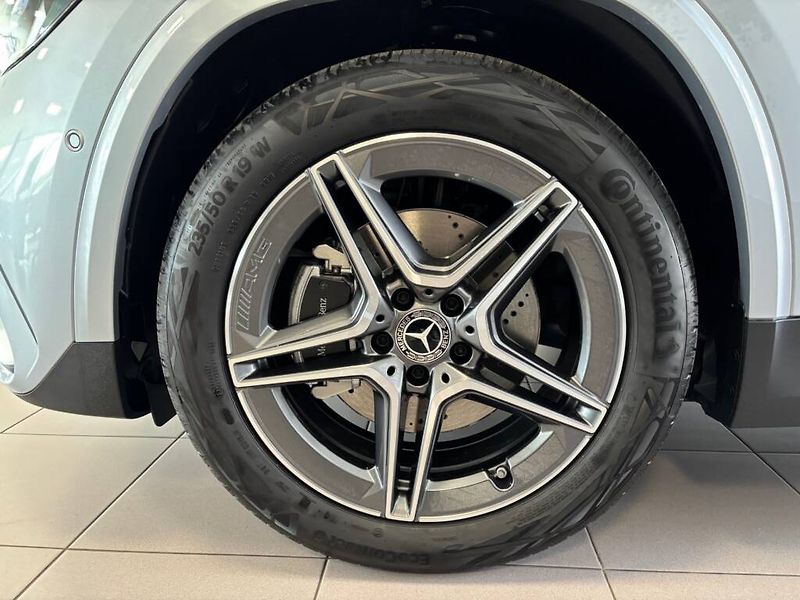 Mercedes-Benz GLA (2026) 200 d 4M - fotka 5 z 6