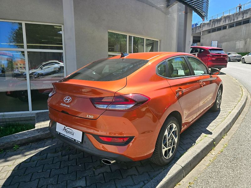 Hyundai i30 1.0T-GDi Smart, serv.kn.,1.maj - fotka 5 z 26