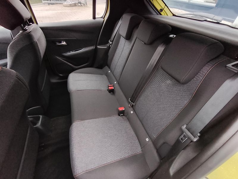 Peugeot 208 (2026) STYLE Hybrid 110 e-DCS6 - fotka 21 z 23