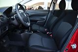 Mitsubishi Space Star 1.0i 52kW A/C - náhled 13
