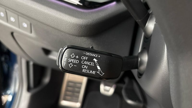 Škoda Octavia 2.0 TDI Style Combi - fotka 14 z 29