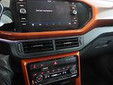 Volkswagen T-Cross (2019) 1.0 TSI, Automat, ČR,1.maj - náhled 12