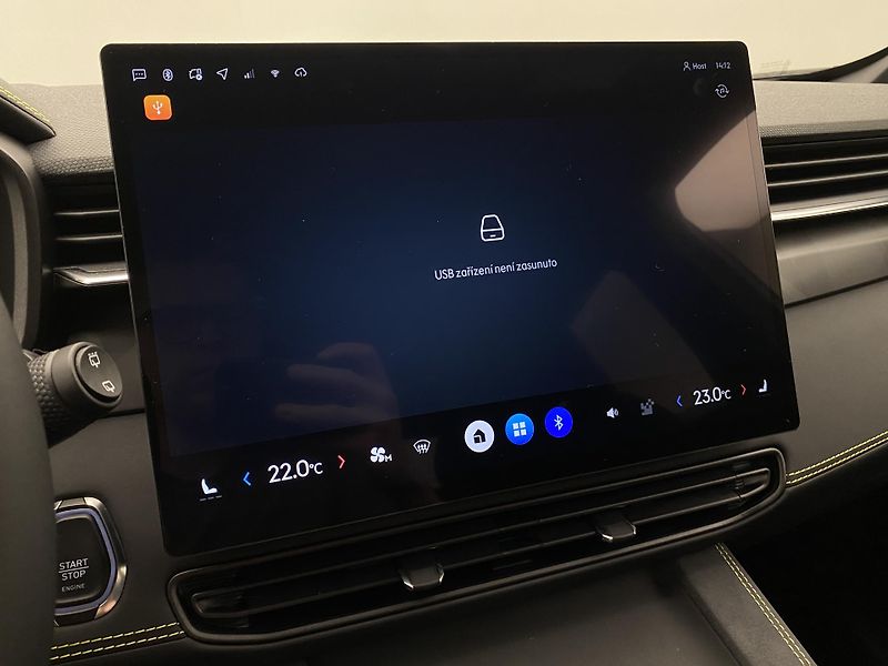 Lynk & Co 01 (2025) 01 CORE PHEV - fotka 40 z 82