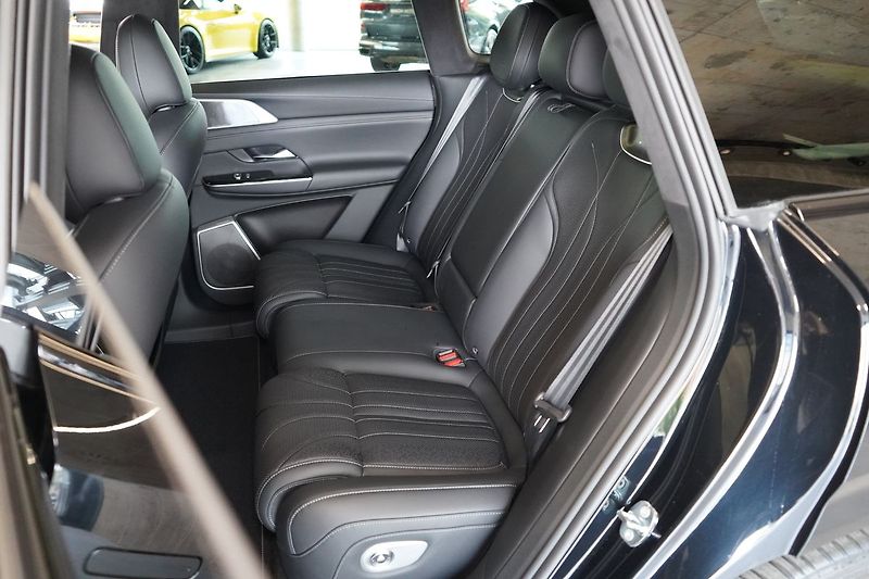 Xpeng G9 (2026) AWD Performance - 575 HP !!! - fotka 25 z 54
