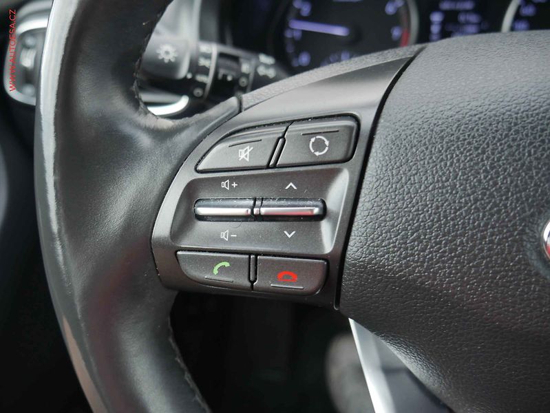 Hyundai i30 (2017) 1.0T-GDi, 1.maj,ČR, DPH, 1. - fotka 13 z 16