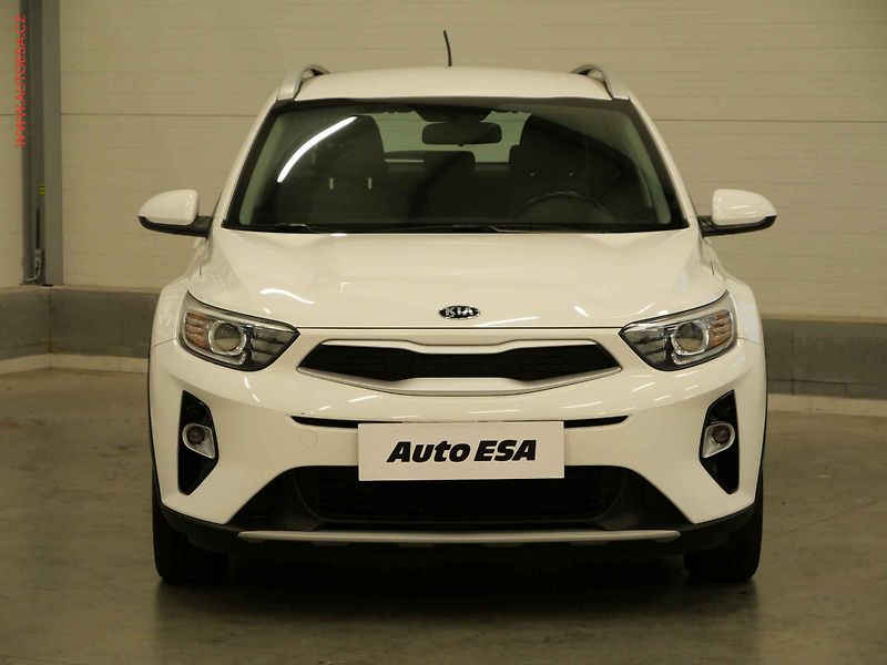 Kia Stonic (2019) 1.2 CVVT, 2.maj,ČR, AC, TZ - fotka 2 z 23