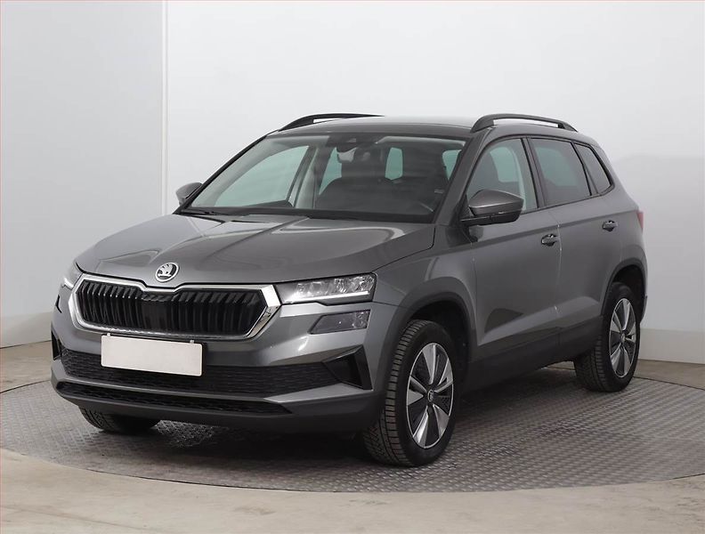 Škoda Karoq (2024) Ambition 2.0 TDI - fotka 2 z 21