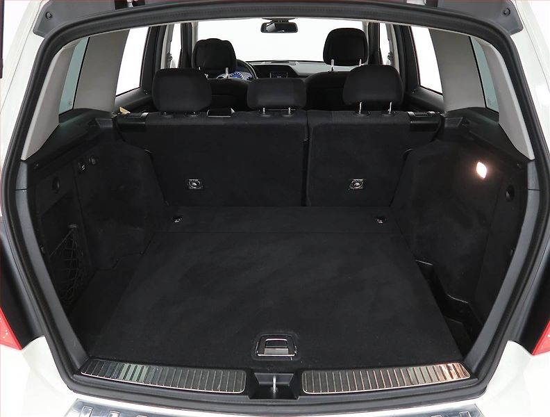Mercedes-Benz GLK (2010) 220 CDI, 4X4, Automat - fotka 14 z 22