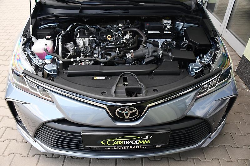 Toyota Corolla 1,5 VVT-i DYNAMIC FORCE COMFOR - fotka 47 z 50