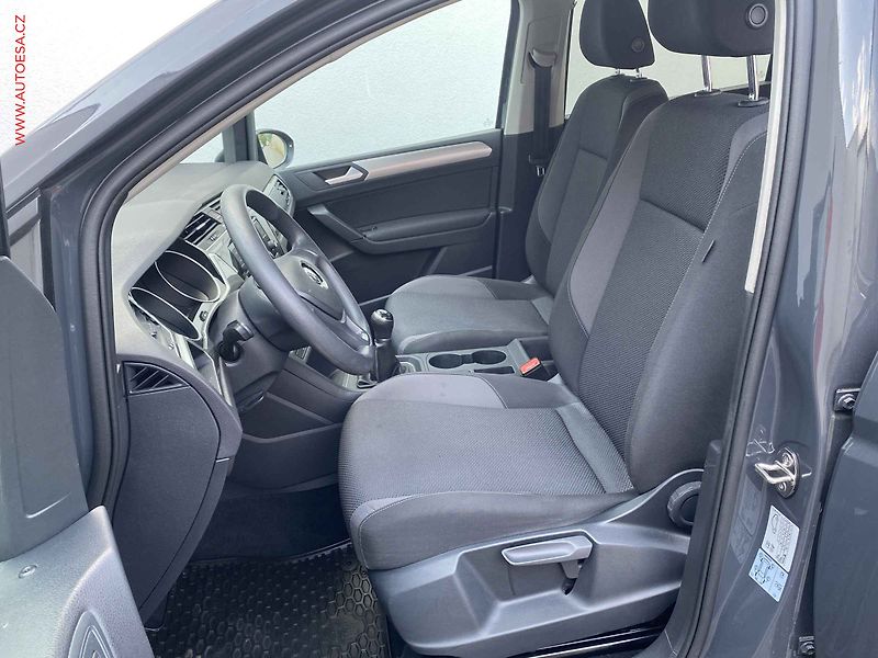 Volkswagen Touran (2017) 1.2 TSi, Trendline - fotka 9 z 15