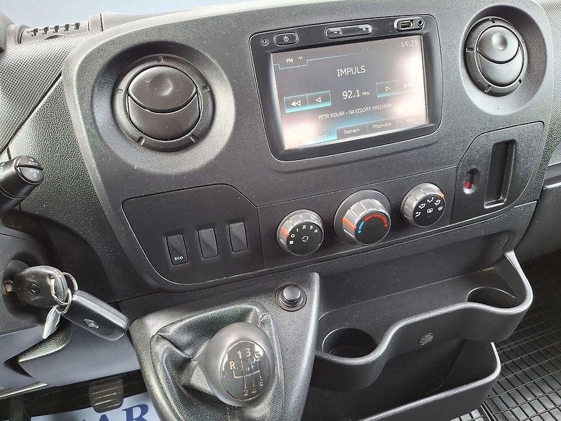 Renault Master (2018) 2.3 DCI Sklápěč, 6míst, ZÁRUKA - fotka 28 z 30