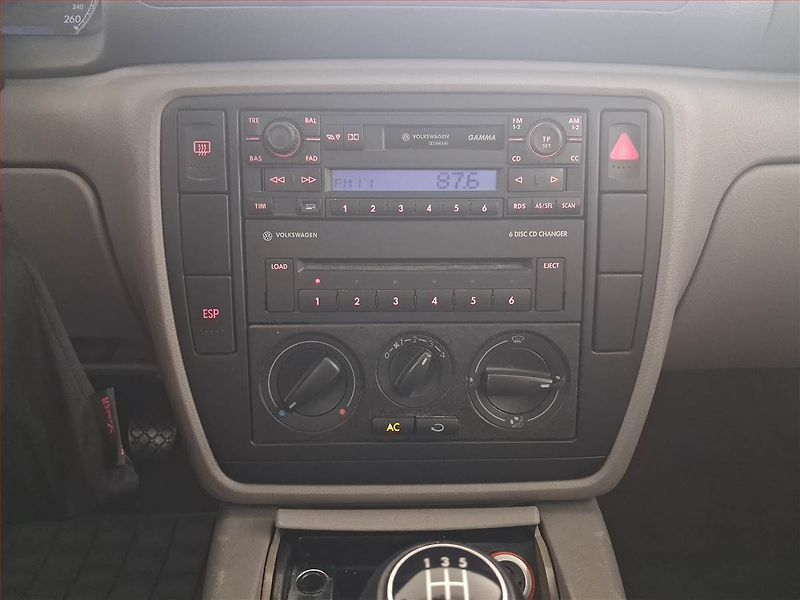 Volkswagen Passat (2004) Comfortline 1.9 TDI, po STK - fotka 12 z 20