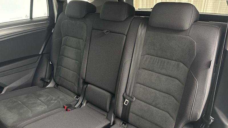 Volkswagen Tiguan Allspace 2.0 TDI DSG Life - fotka 16 z 29