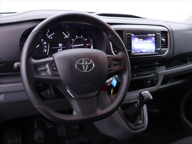 Toyota ProAce 2,0 D-4D 140k CZ Active L2 DPH - fotka 17 z 30