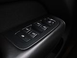 Volvo XC60 2,0 B4 Drive-E MomentumPro AWD - náhled 16