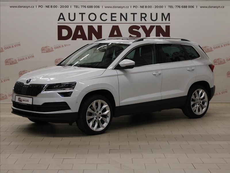 Škoda Karoq 2,0 TDI Style+ 4x4 DSG perleť - fotka 1 z 40