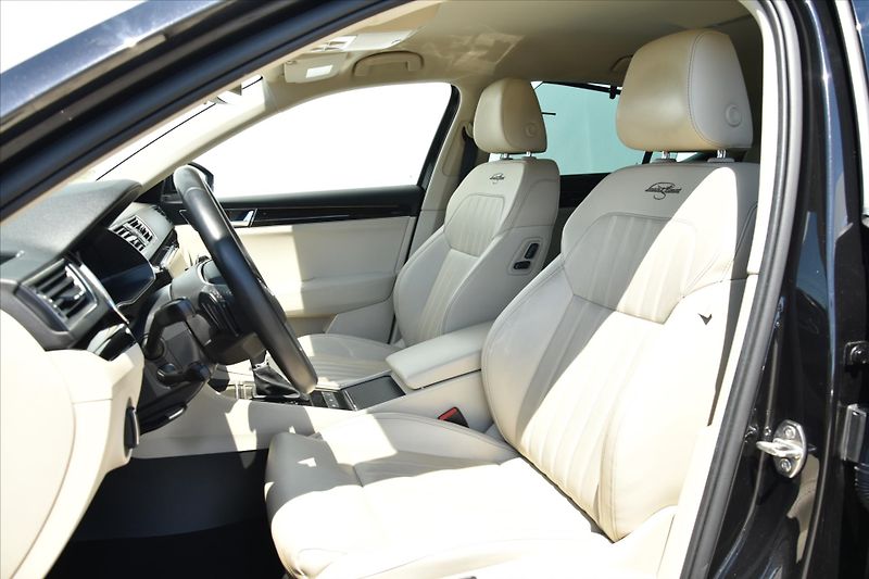 Škoda Superb 2.0TDi 147kW DSG L&K ČR - fotka 10 z 36