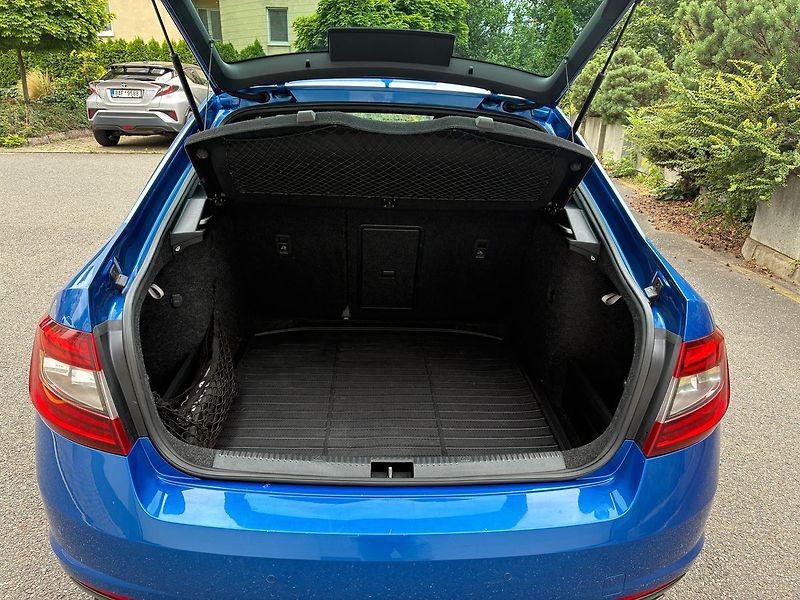 Škoda Octavia 2.0 TDI 135 kW RS ČR - fotka 15 z 30