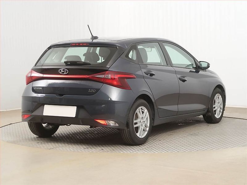 Kia Carens (2018) 1.7 CRDi, 7 míst, Serv.kniha - fotka 5 z 21