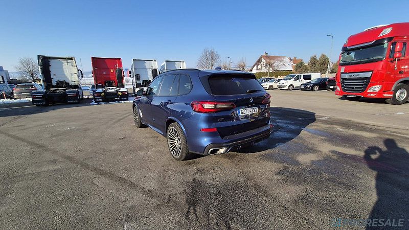BMW X5 M50D 3,0 294 kW - fotka 5 z 19
