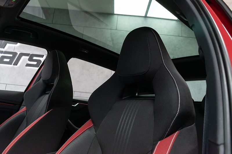 Škoda Kamiq 1.5 TSI MONTE CARLO*TAŽNÉ*ČR* - fotka 17 z 47