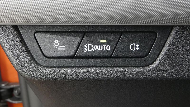 BMW X1 sDrive 18i - fotka 10 z 22