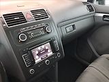 Volkswagen Touran (2012) 1.6 TDI, Navi, Tempomat - náhled 12