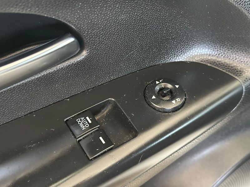 Kia Venga 1,4i 66kW, 1.majitel - fotka 15 z 17