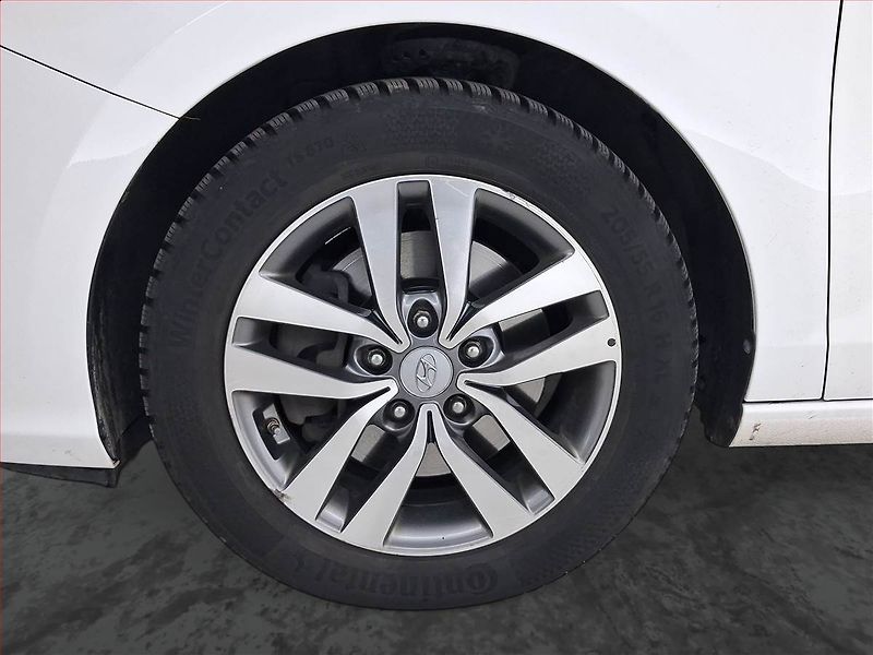 Hyundai i30 (2018) 1.0 T-GDI, Serv.kniha - fotka 14 z 21
