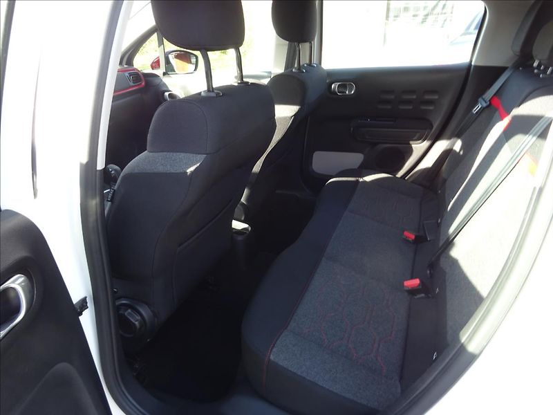 Citroën C3 1,2 PureTech 60 kW - fotka 8 z 30