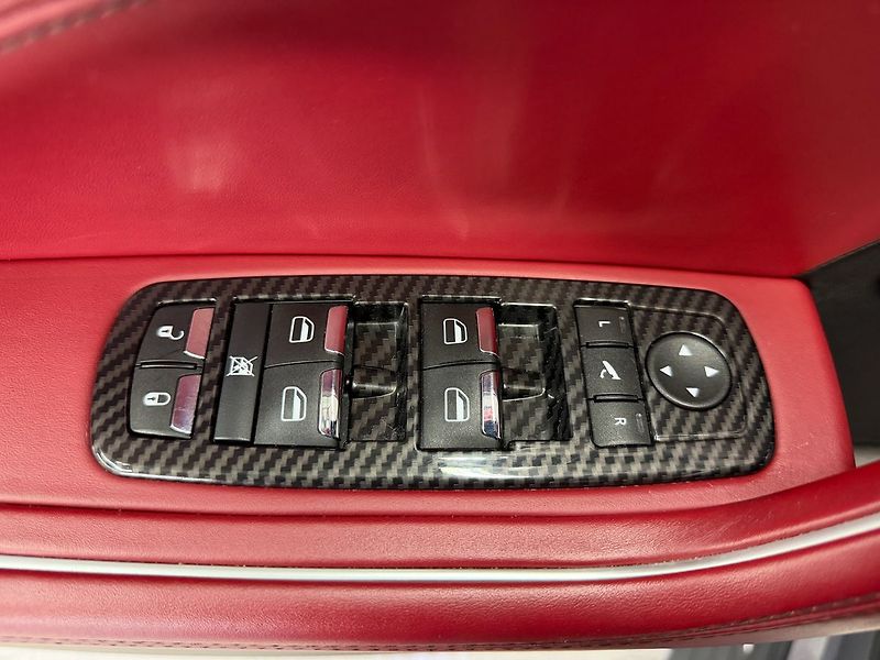 Maserati Levante V6 Q4 DIESEL, PANORAMA, VZDUCH - fotka 26 z 28