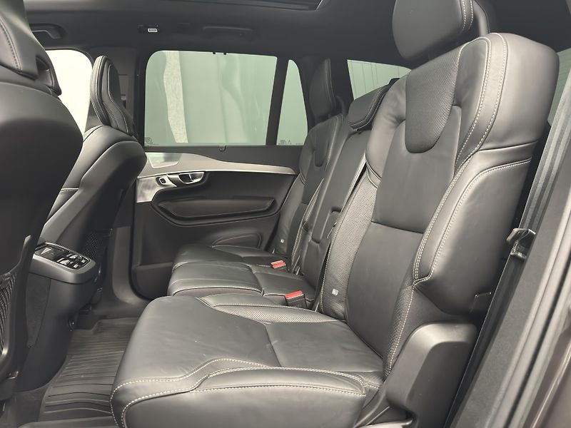 Volvo XC90 B5 AWD ULTIMATE AUT  - fotka 6 z 57