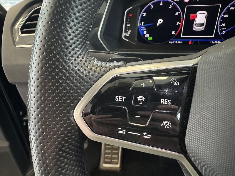 Volkswagen Tiguan (2021) 2,0TSi 4M R-LINE LED NAVI  - fotka 32 z 33