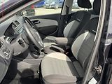 Volkswagen Polo (2011) 1.4 i, AC, temp - náhled 9