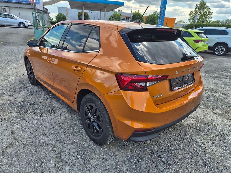 Škoda Fabia 1,0 TSI 85kW Top Selection, zá - fotka 7 z 27