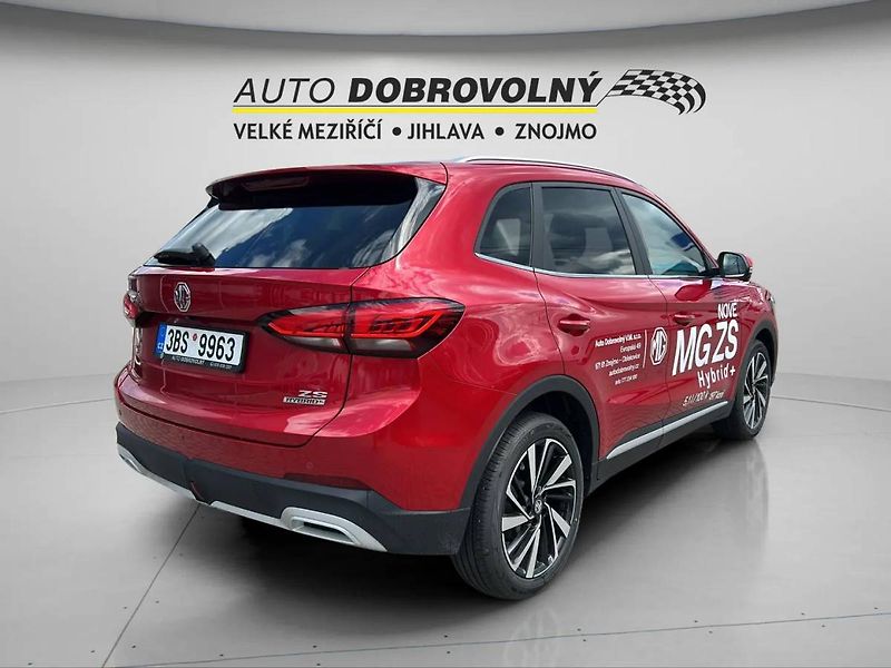 MG ZS EXCLUSIVE HYBRID+ 1.5L (145 kw - fotka 7 z 25