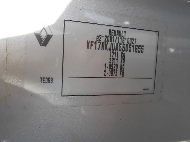 Renault Clio COMBI, 1,5dcI, navi, chrom - fotka 2 z 26