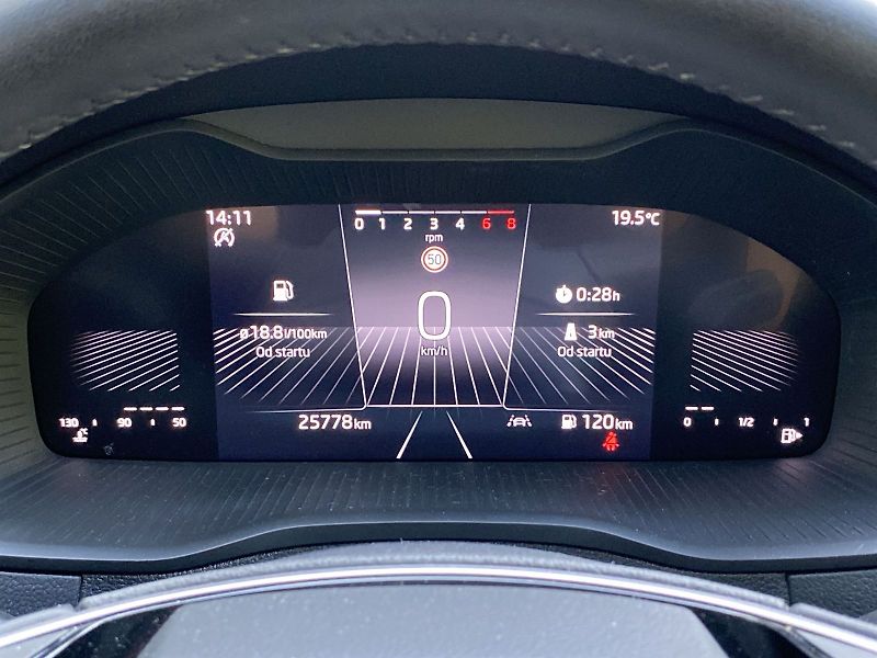 Škoda Karoq (2024) 1.5 TSI Selection - fotka 7 z 34