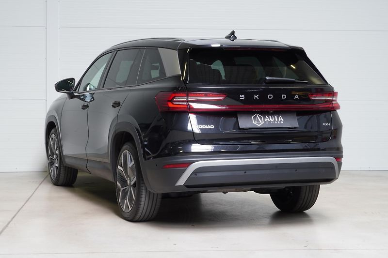 Škoda Kodiaq 2.0TDI Excl.Sel.ČR,1MAJ,7 míst - fotka 8 z 43