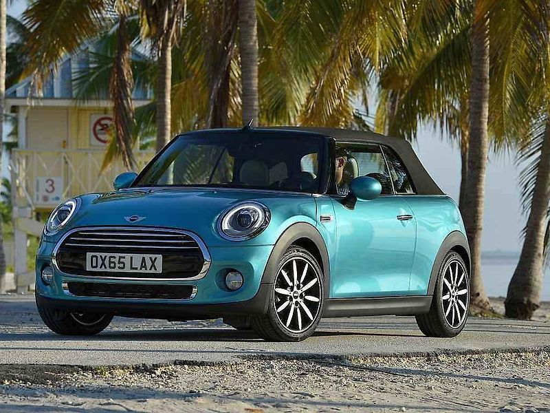 Mini Cabrio.