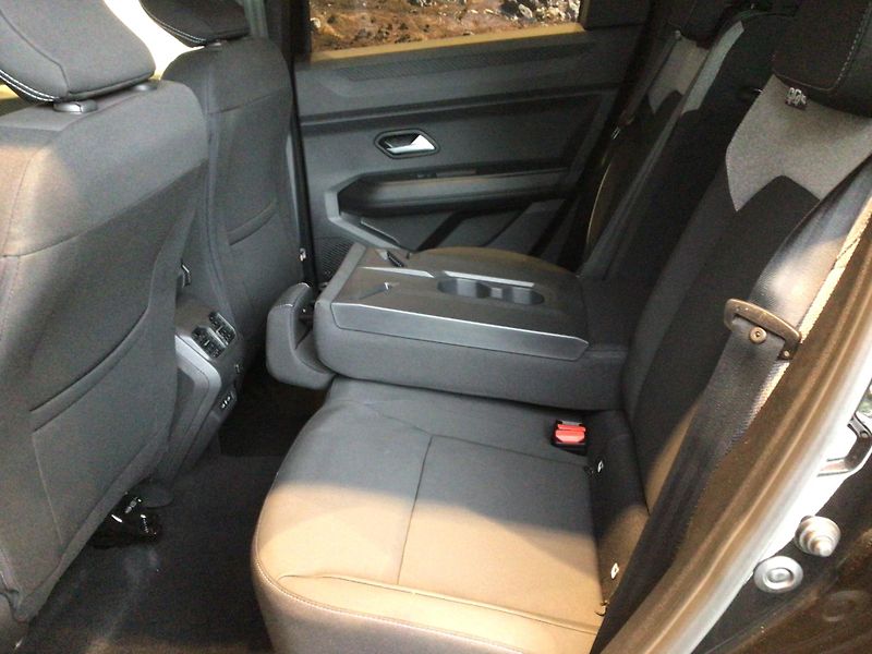 Dacia Bigster (2026) LPG NEJVYŠŠÍ VÝBAVA EL. KUFR  - fotka 14 z 18