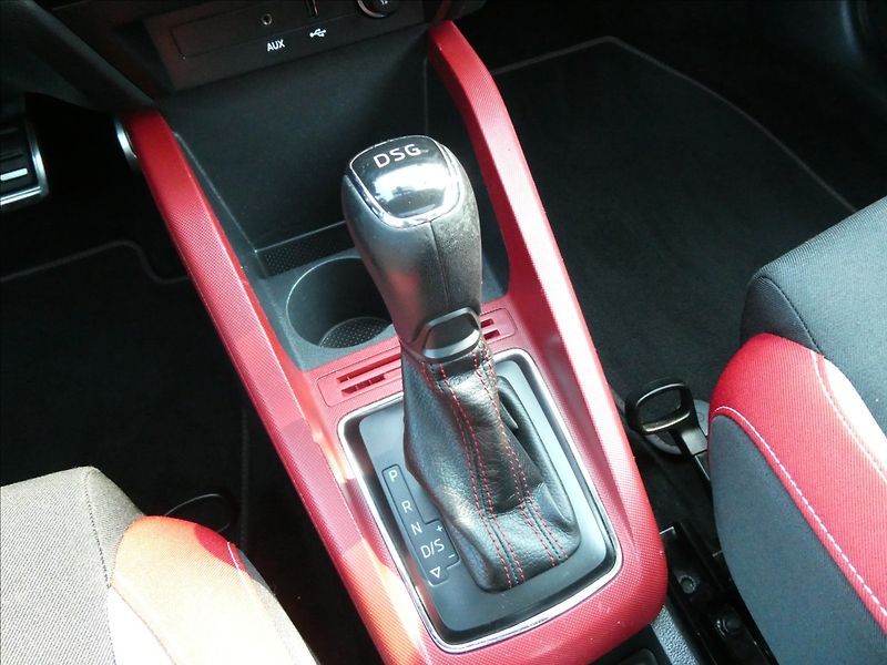 Škoda Fabia 1,2 TSi 81kW MONTE CARLO, DSG - fotka 35 z 60